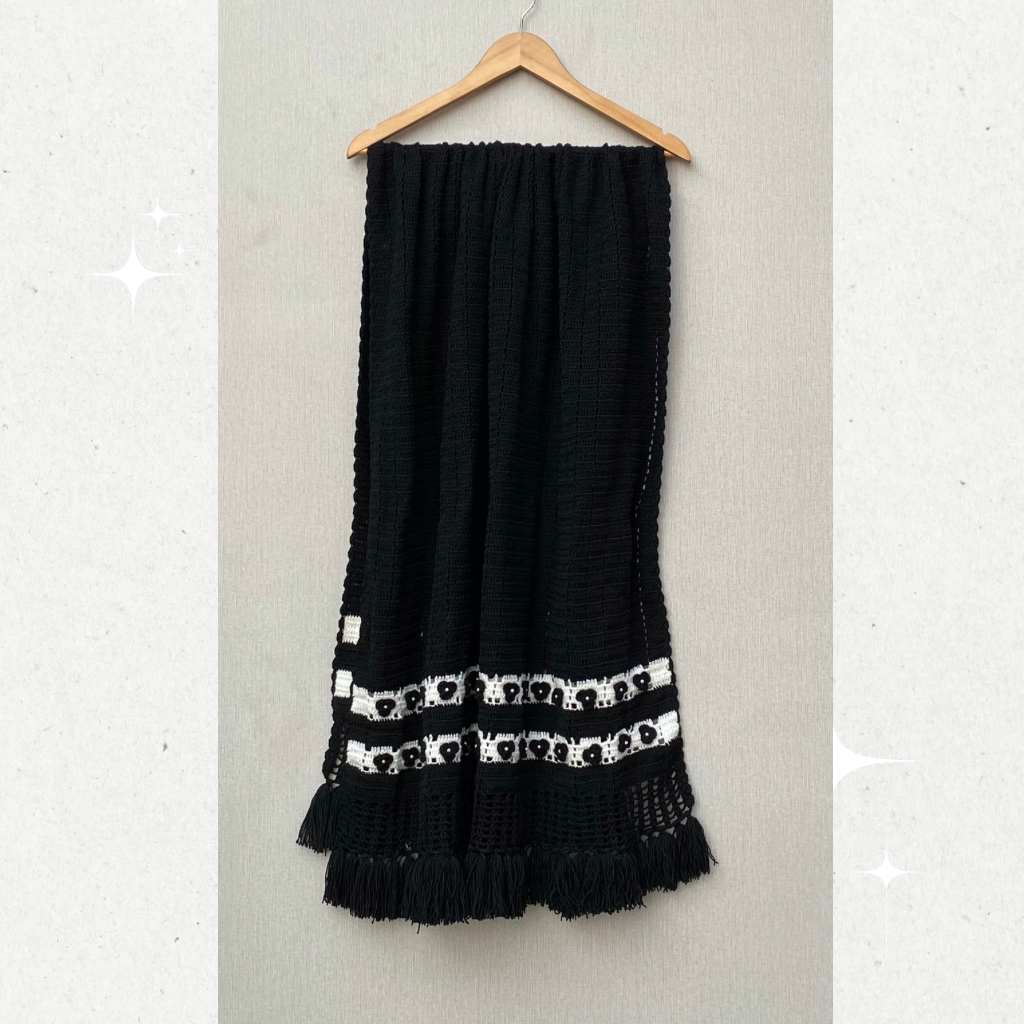 Hand Woven Black